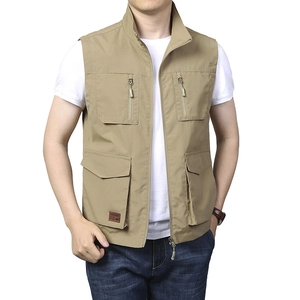 Gilet multitasche da uomo color kaki per pesca outdoor e abbigliamento casual alla moda