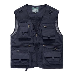 Mens mesh quick-dry outdoor vest with multi-pockets for fishing and photography