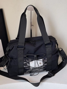 Grand Sac de Voyage pour Fitness pour Femmes Sac Bandoulière Fonctionnel en Polyester Avec Détails de Surpiqûres Patchwork