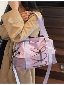 Sac de voyage lavande de grande capacité avec cordons élastiques et sangle réglable