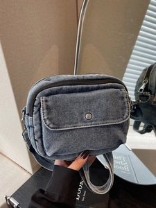 Vintage Washed Denim Crossbody Bag For Women Double Zipper Front Pocket Casual Square Messenger Bag School Travel Small Fabric Shoulder Bag