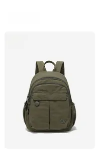 Détails du sac à dos de voyage en nylon vert armée avec compartiments de rangement multiples