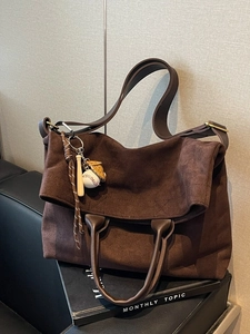 Retro Large Capacity PU Leather Tote Bag For Women Frosted Texture Shoulder Crossbody Bag With Baseball Charm Pendant