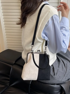 Retro contrast shell handbag with metal clasp and detachable shoulder strap in matte suede