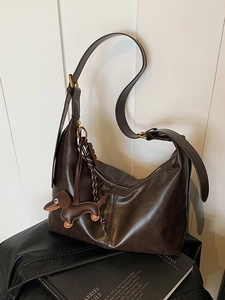 Retro dark brown leather hobo bag with large capacity and cute dachshund dog charm