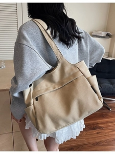 Grande borsa tote in tela per donna color kaki sabbia per il pendolarismo quotidiano