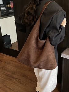 Retro dark brown large suede hobo shoulder bag for women with minimalist aesthetic style