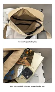 Détails intérieurs d'un sac bandoulière en nylon beige avec plusieurs poches spacieuses