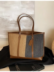 Grand sac cabas contrasté avec bordure en cuir marron et tissu multi-texture
