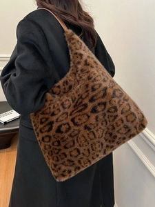 Faux fur leopard print tote bag with large capacity and brown leather shoulder straps