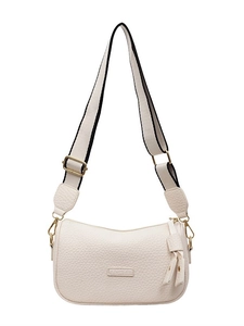Sac bandoulière beige chic en cuir litchi avec large bandoulière en tissu pour femme