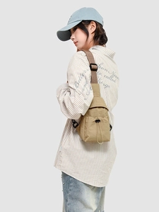 Adjustable canvas crossbody chest bag in khaki for casual daily commute and students