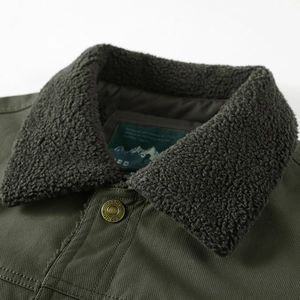 Men's army green thick fleece-lined casual jacket with sherpa collar and metal buttons