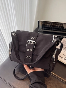 Sac Bandoulière en Toile pour Femmes Style Workwear Rétro Sac Carré Avec Bandoulière Réglable Boucle en Métal Sac Messager