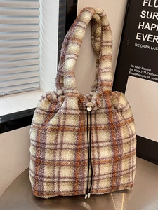 Women Large Plush Tote Bag Plaid Striped Faux Fur Shoulder Bag Soft Casual Autumn Winter Handbag For Commuting Daily Shopping