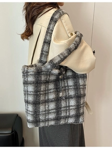 Fuzzy plaid tote bag in grey and white fleece, autumn winter style shoulder bag