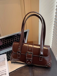 Retro deep brown large capacity leather shoulder bag with vintage metal buckle and studs