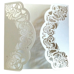 Elegant Laser Cut Invitation Card Shell Artificial Pearl Paper Hollow Floral Design For Wedding Party Banquet European Style Card Cover