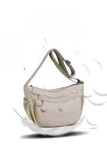 Leichte 360g beige Nylon-Umhängetasche mit Federn, die das geringe Gewicht zeigen