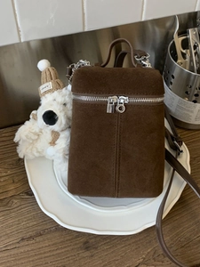 Vintage Matte PU Leather Bucket Bag For Women Retro Stitching Crossbody Bag Fashion Niche Handbag With Plush Bear Pendant