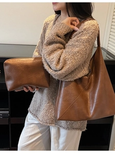 Brown lychee-textured leather hobo bag and small pouch set for casual daily commute