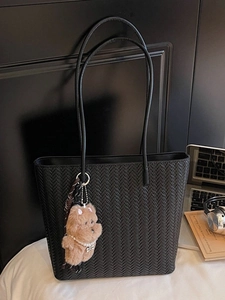 Grande Capacità Retrò Borsa Tote Intrecciata Per Donna Nuova Casual Pelle PU Borsa a Tracolla Con Ciondolo Orsetto Di Peluche Pendolare Borsa Per La Spesa