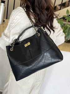 Vintage black quilted suede tote bag with large capacity and gold chain strap for women