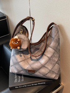 Retro denim textured oversized tote bag with diamond stitching and leather handles