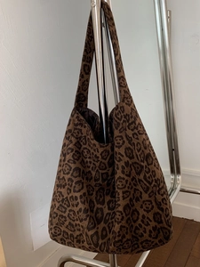Large Capacity Leopard Print Tote Bag For Women Casual Cloth Shoulder Shopping Bag Fashion Hobo Style Commuting Bucket Bag