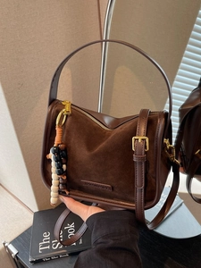 Sac Bandoulière pour Femmes en Cuir PU Givré Vintage Petit Sac à Main Carré Minimaliste Avec Pendentif en Perles Casual