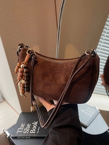 Vintage Suede Half Moon Shoulder Bag For Women Frosted Crossbody Underarm Bag With Wooden Bead Tassel Charm Casual Purse
