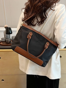 Sac fourre-tout en nylon noir et marron avec finitions cuir et bandoulière femme