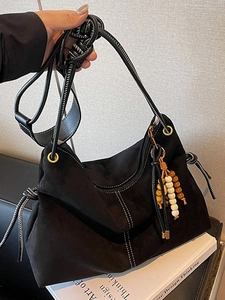 Vintage Suede Umhängetasche Für Damen Große Kapazität Einfarbig Dumpling Bag Mit Perlenanhänger Minimalistische Schultertasche