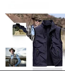 Détail de gilet d'extérieur pour homme avec doublure polaire et poches zippées