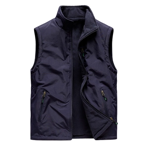 Gilet réversible pour homme doublé de polaire avec fermeture éclair et trois poches