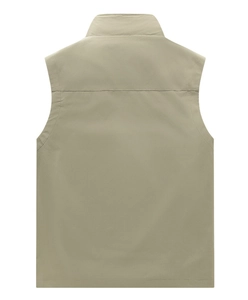 Vue arrière d'un gilet d'extérieur kaki respirant avec col montant et coutures sobres