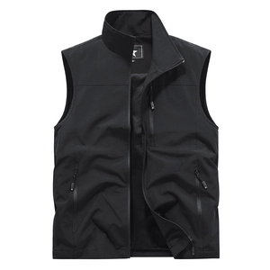 Gilet de sport extérieur noir pour hommes avec col montant et doublure en maille