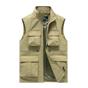 Gilet d'extérieur kaki pour homme avec plusieurs poches et doublure en maille