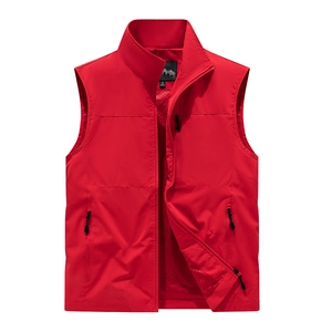 Men's outdoor quick-dry fishing vest with multiple pockets in vibrant red waterproof fabric