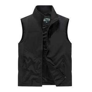 Men's outdoor quick-dry fishing vest with multiple zipper pockets and mesh lining