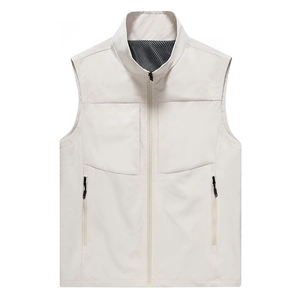Outdoor leisure men's breathable standing collar vest in beige with pockets