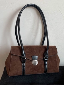 Women's Retro Faux Suede Shoulder Bag Large Capacity Solid Color Underarm Pillow Bag with Metal Buckle Casual Tote Bag