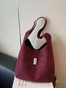 Women Suede Bucket Bag Large Capacity Shoulder Bag With Silver Metal Buckle Vintage Casual Hobo Tote For Daily Commuting