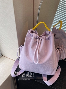 Zaino Leggero in Nylon con Coulisse per Donna con Manico Intrecciato a Contrasto Borsa a Secchiello Casual per Pendolari di Grande Capacità