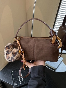 Vintage Maillard Small Crossbody Bag For Women 2026 New Autumn Winter Fashion Retro Pillow Handbag With Leopard Heart Charm
