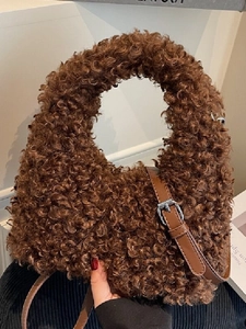 Minimalist Faux Lamb Wool Handbag For Women Solid Color Plush Shoulder Bag With Adjustable Strap Autumn Winter Fashion Tote