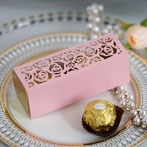 Lasergeschnittene Rosen-Hohl-Zuckerdosen Perlmutt-Papier Schokoladen-Geschenkverpackung Für Hochzeitsfeier Romantisches Etui