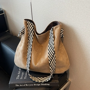 Retro Women Large PU Suede Tote Bag With Wide Black And White Striped Woven Shoulder Strap Minimalist Hobo Fashion Handbag