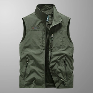 Army green outdoor men's multi-pocket lightweight vest with stand collar and zipper