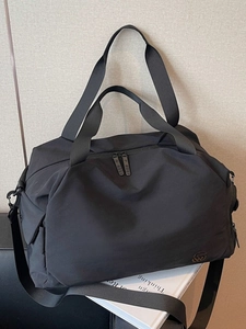 Women Large Capacity Travel Bag Waterproof Nylon Gym Bag With Shoe Compartment Dry Wet Separation Yoga Sports Weekend Tote Bag